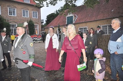 So hat das Schützenfest in Loga begonnen - die Bilder - Bild 4