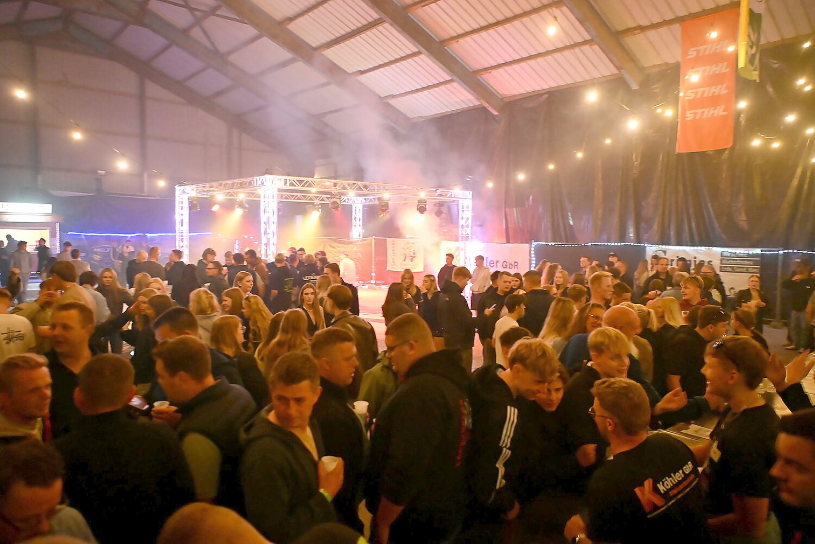 Die schönsten Bilder der Hallenfete in Manslagt - Bild 42