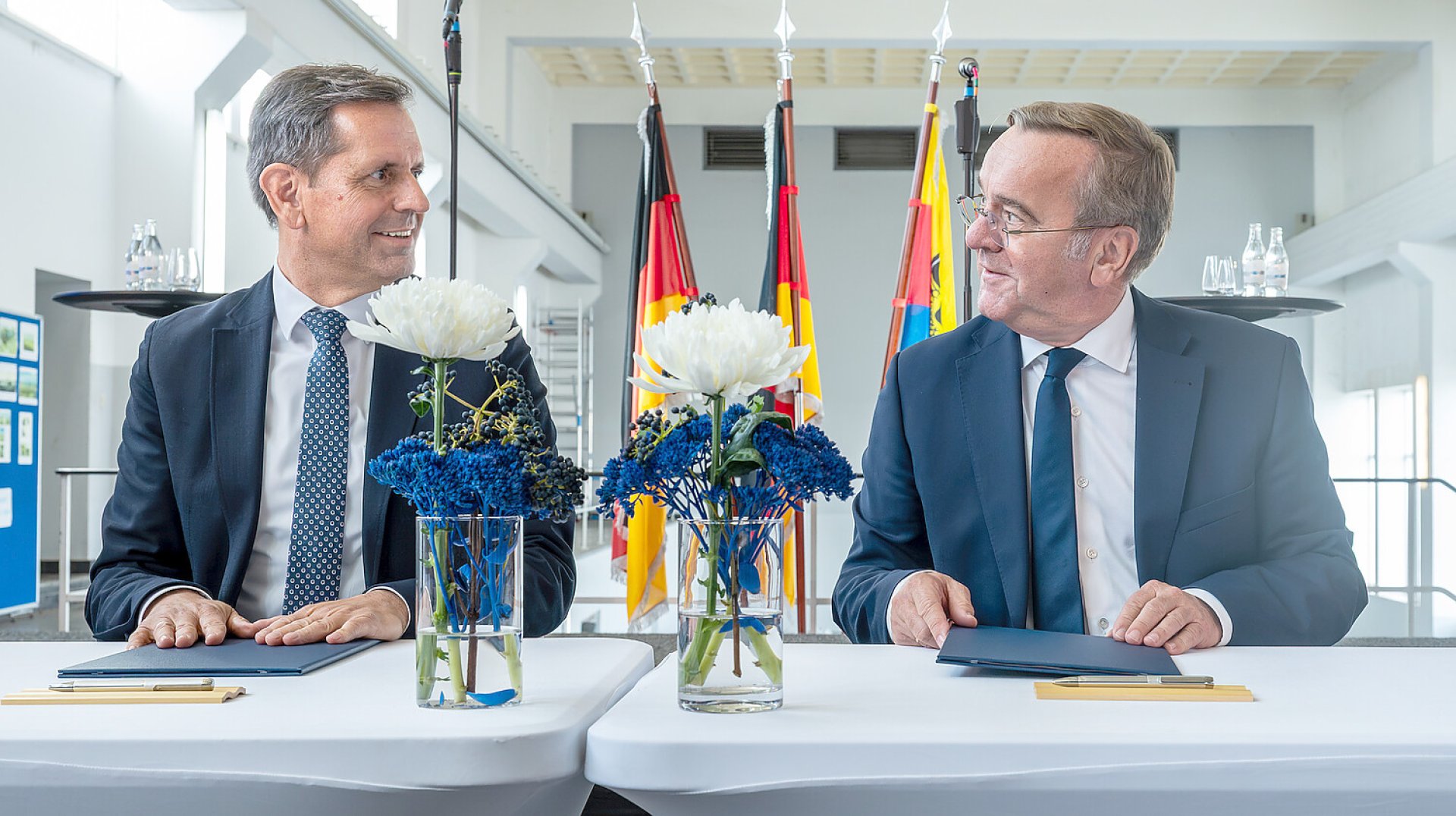 Neuer Marinehafen für Emden - Bild 1
