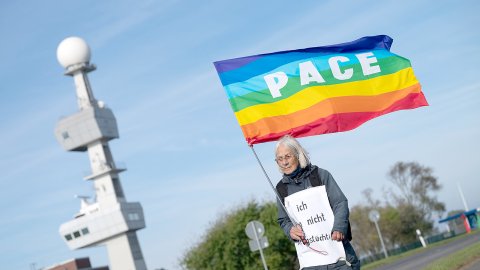 Neuer Marinehafen für Emden - Bild 2