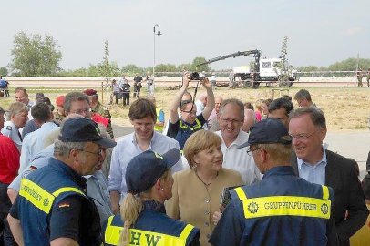 THW-Helfer aus Ostfriesland sind an der Elbe - Bild 2