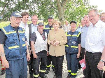 THW-Helfer aus Ostfriesland sind an der Elbe - Bild 3