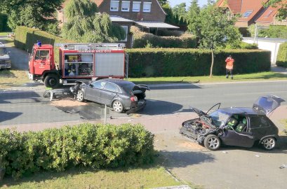 Drei Verletzte bei Unfall in Großheide - Bild 3