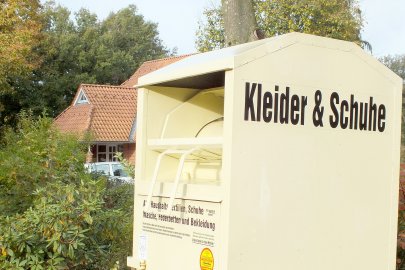Altkleidercontainer sorgt für Ärger in Hollen - Bild 2