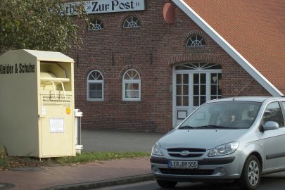 Altkleidercontainer sorgt für Ärger in Hollen - Bild 4