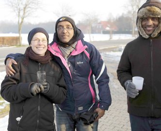 Asylbewerber boßeln in Leezdorf - Bild 2