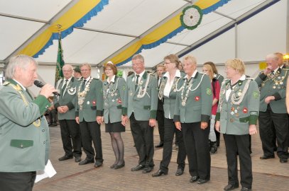 Theodor Wilken ist neuer Schützenkönig von Hesel - Bild 3