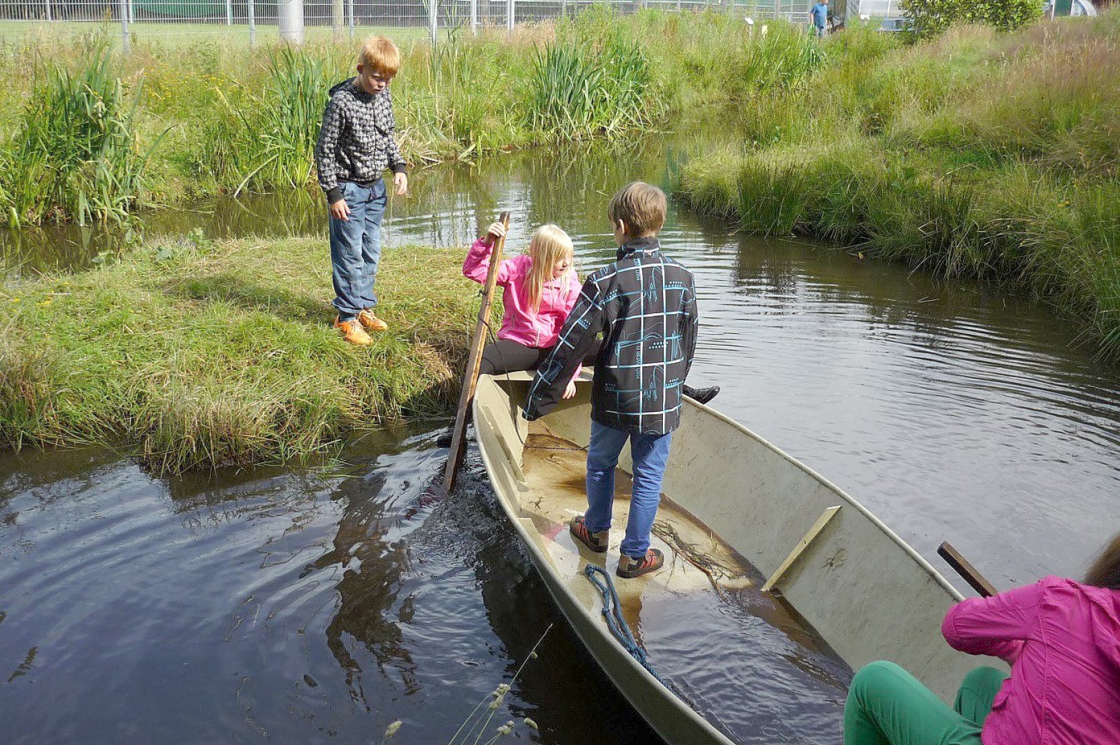 Schüler berichten über das Sand- und Waterwerk Simonswolde - Bild 3
