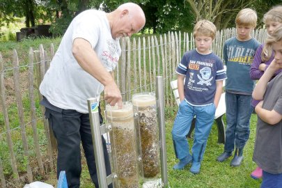 Schüler berichten über das Sand- und Waterwerk Simonswolde - Bild 6