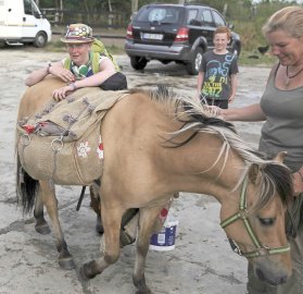 Lioba Kühne sammelt wandernd Spenden - Bild 3