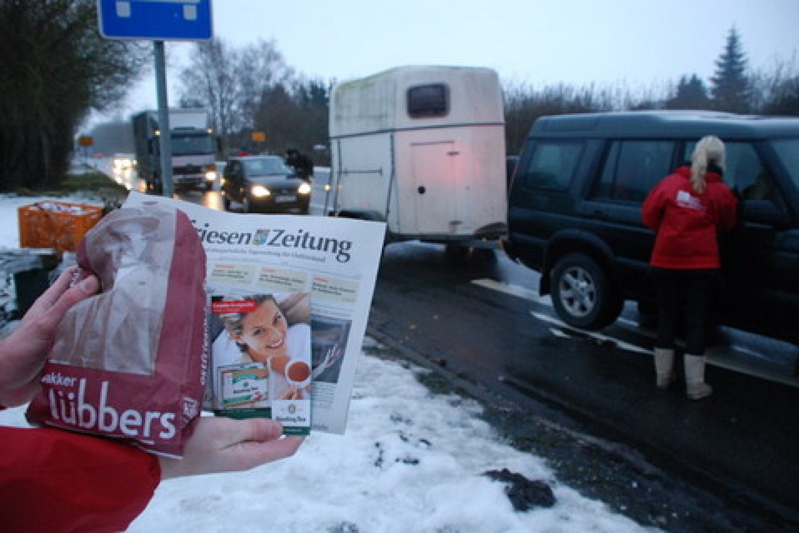Frühstückstüten und OZ verteilt - Bild 1