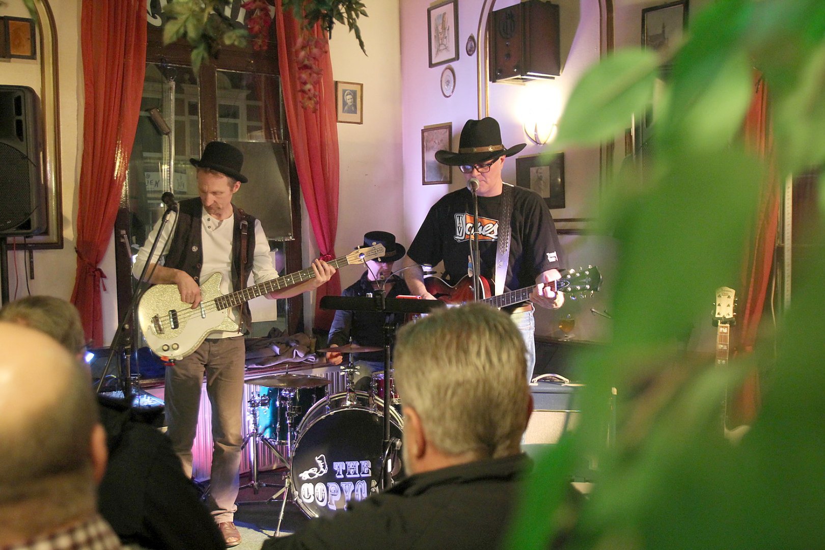 "Leer live" verwandelte Innenstadt in Partymeile - Bild 1