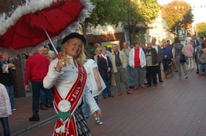 Marienhafe bei Nacht - Bild 3