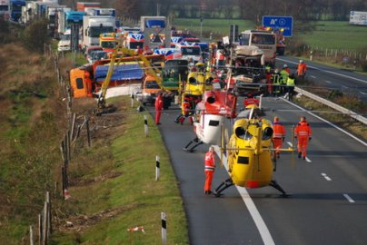 Busunglück auf A28 - Bild 2