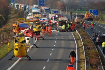 Busunglück auf A28 - Bild 4