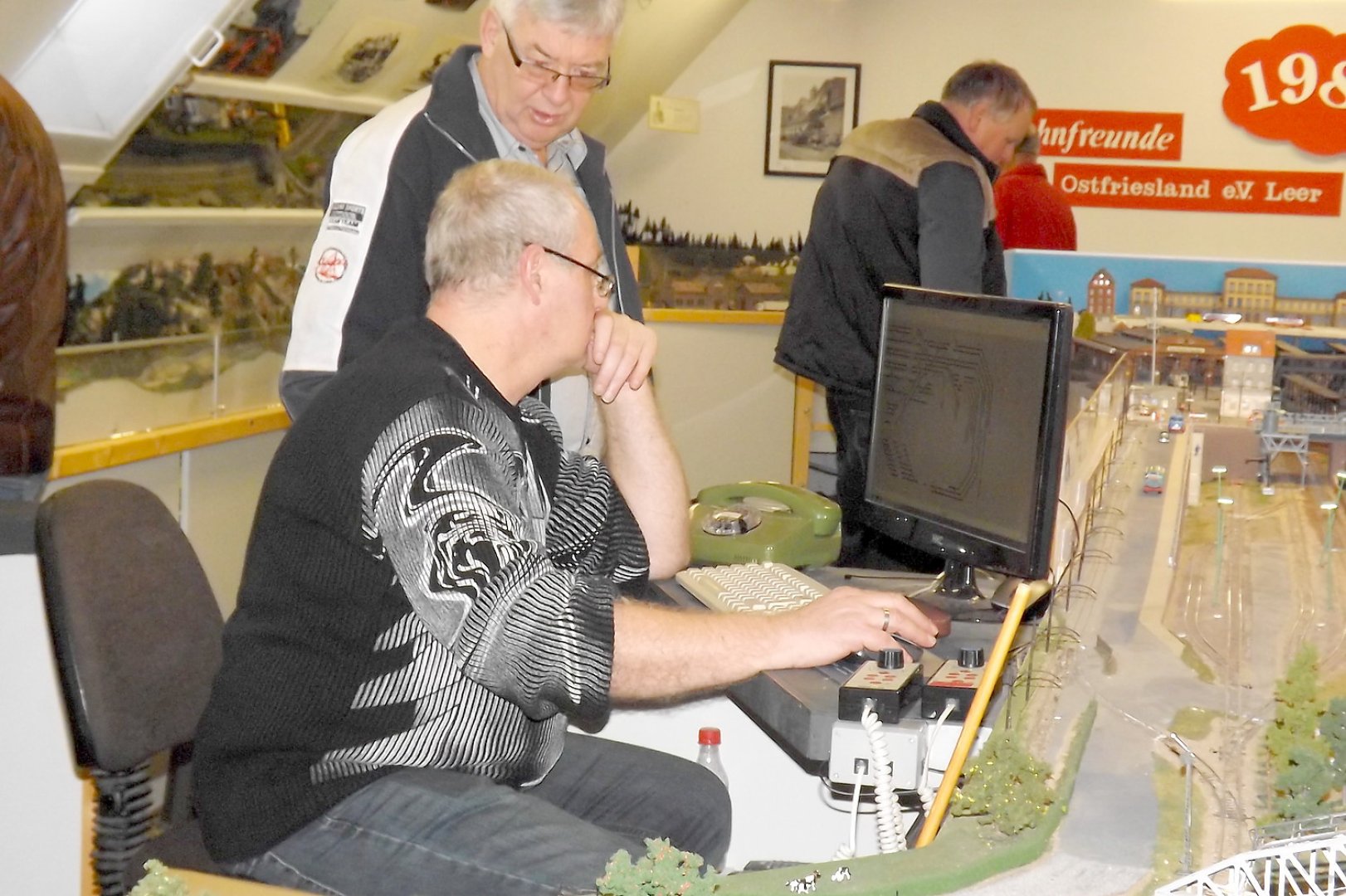 "Tag der Modellbahn" in Leer - Bild 1