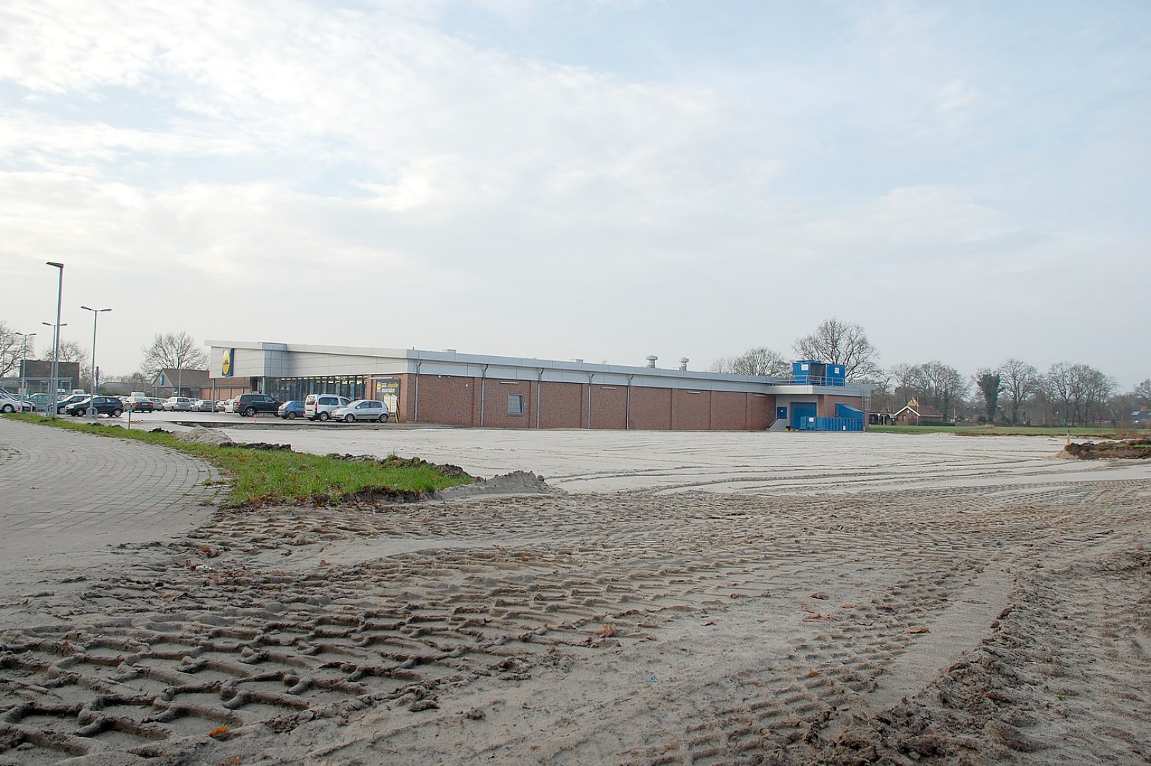 Rossmann kommt nach Flachsmeer - Bild 1