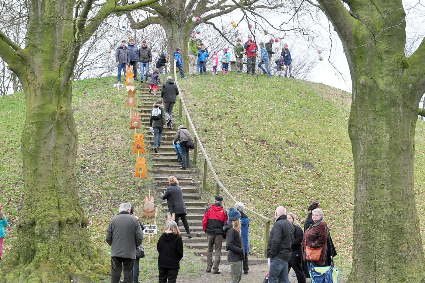 Eiertrüllen am Plytenberg in Leer machte viel Spaß - Bild 1