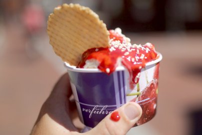 Eislabor bei "Venezia" in Weener - Bild 3