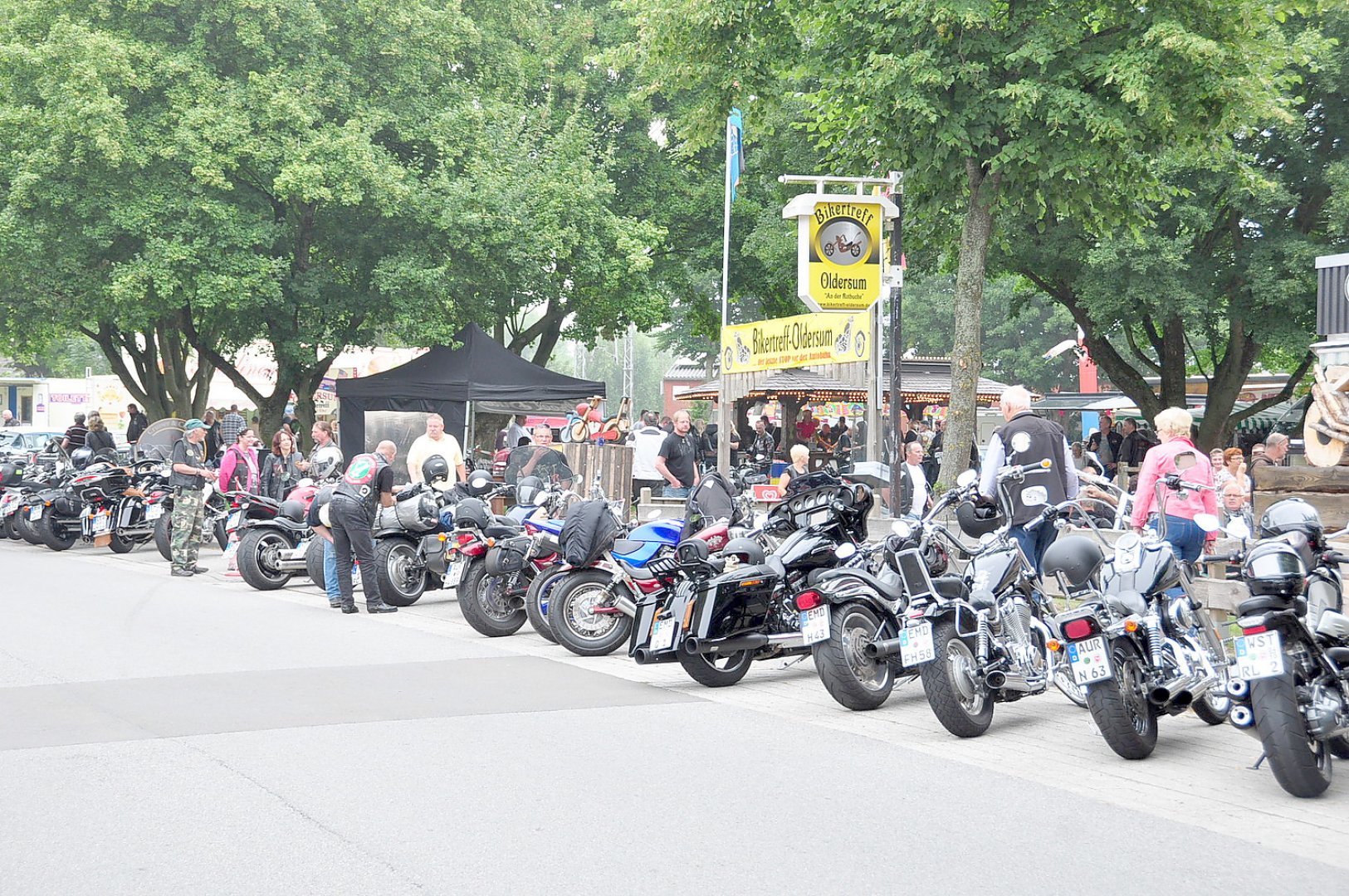 US-Car- und Chopper-Day in Oldersum - Bild 1