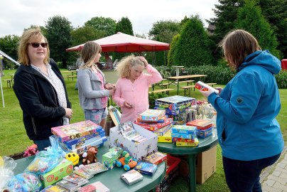 Großer Straßenflohmarkt in der Adlerstraße - Bild 3