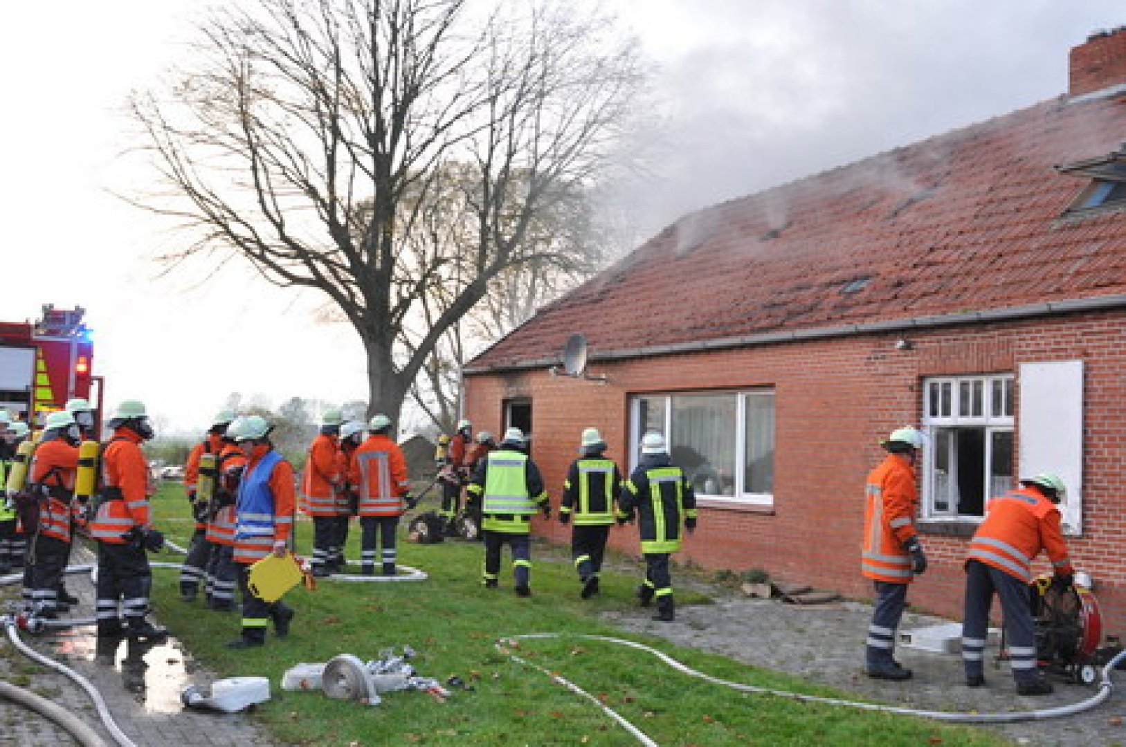 Wohnhaus brannte - Bild 1