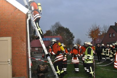 Wohnhaus brannte - Bild 4