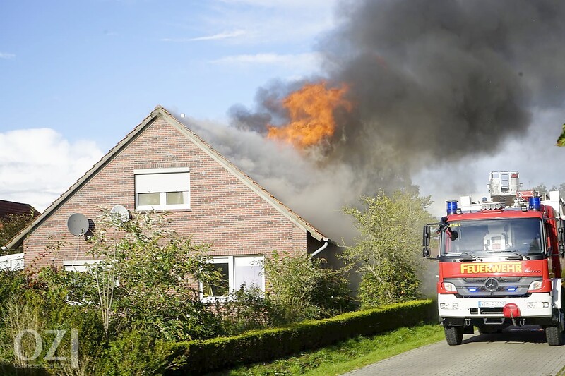 Familie rettet sich in Asel aus ihrem brennenden Haus ...