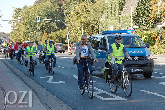 FahrradDemo für eine Verkehrswende in Aurich Ostfriesen