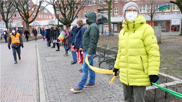 Emden: Demonstration für Solidarität und Demokratie