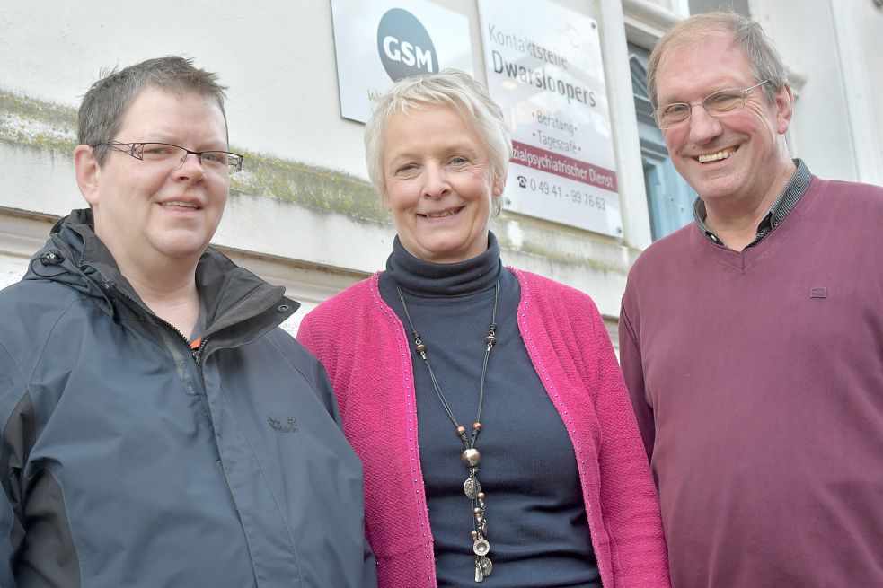 Für die Dwarsloopers sind die zweite Vorsitzende des Fördervereins, Linda Bloem (von links), Sozialpädagogin Anne Bünting und der erste Vorsitzende Gunther Siebels-Michel verantwortlich. Bild: Ortgies