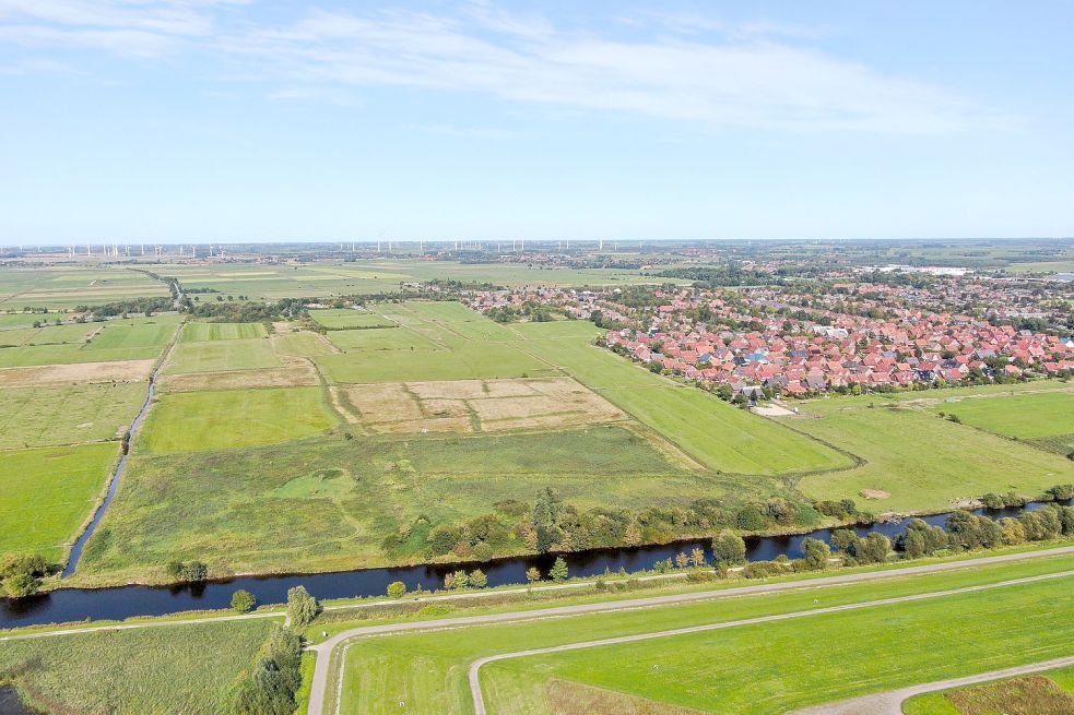 Der Stadtteil Conrebbersweg aus der Luft gesehen. Westlich davon sollen bis zu 370 neue Grundstücke entstehen. Bild: Hock