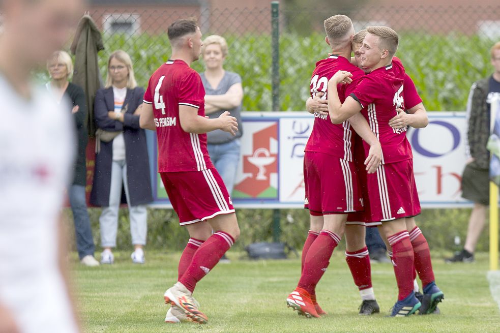 Fünf Tore, den Sieg und ein tolles Viertelfinal-Los durfte Pewsum bejubeln. Foto: Doden