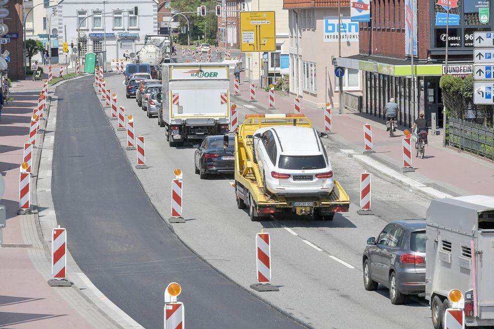 Die Leerer Landstraße (B 72) in Aurich wird seit dem 31. Mai saniert. Foto: Ortgies