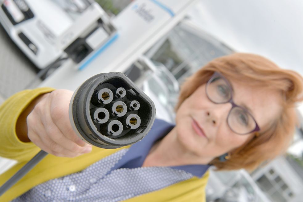 Die OZ-Redakteurin hat getestet, wie es sich in Ostfriesland mit einem E-Auto fährt und wenn man auf eine gut ausgebaute Ladeinfrastruktur angewiesen ist. Foto: Ortgies