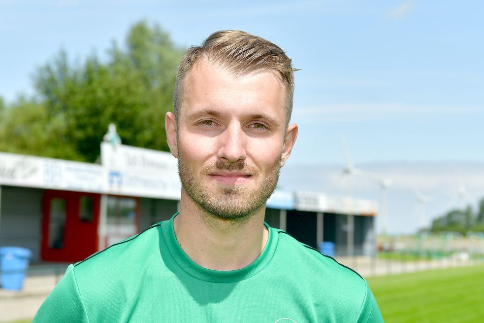 Carsten Weyers eröffnete mit seinem 1:0 den Torreigen in Pewsum. Foto: Wagenaar
