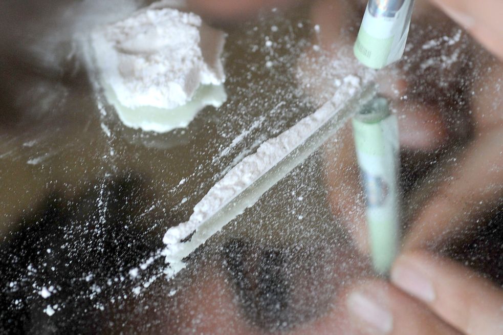 Der Konsum des weißen Pulvers findet nicht nur auf Partys statt. Auch zur Leistungssteigerung im Alltag greifen Menschen auf Drogen zurück. Foto: Leonhardt/DPA