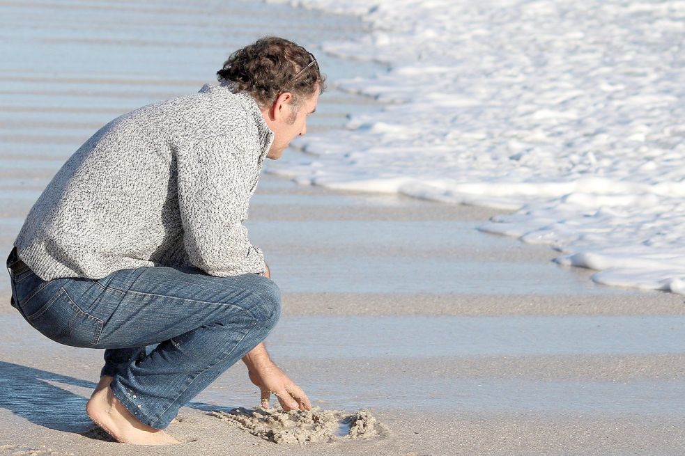 Wenn das Meeresrauschen in den Ohren dröhnt und der Sand an den Füßen kratzt, ist man womöglich hochsensibel. Foto: Pixabay