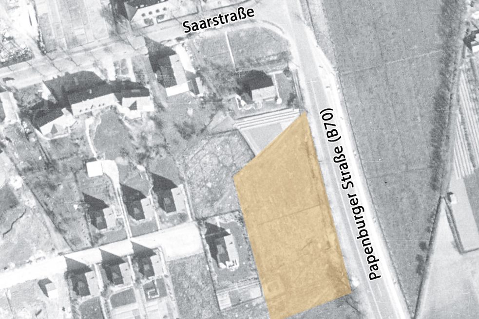Das Foto von 1959 zeigt als ältestes Luftbild an der Papenburger Straße, Ecke Saarstraße noch ein freies Areal. Zur besseren Orientierung sind die Straßennamen im Nachgang eingetragen, die Fläche ist rot markiert. Foto: Auszug aus den Geodaten des Landesamtes für Geoinformation und Landesvermessung Niedersachsen