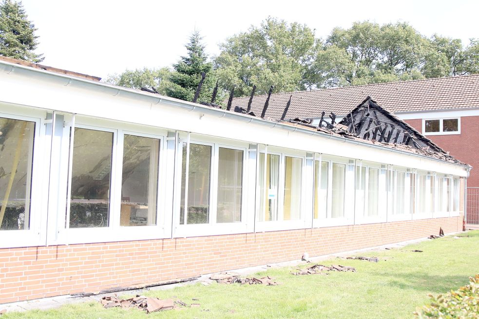 Am Montag ist ein Gebäude der Grundschule Overledinger Geest abgebrannt. Foto: Wagner