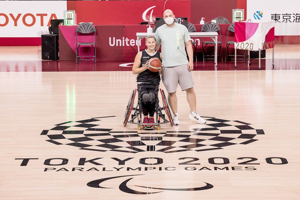 Lena Knippelmeyer und Dennis Nohl sind nicht nur mit der Rollstuhl-Basketballteam, sondern auch als Paar noch Tokio gereist. Foto: Wunderl