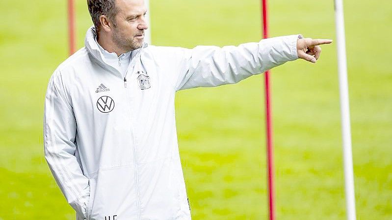 Gibt gegen Fußballzwerg Liechtenstein sein Debüt als Bundestrainer: Hansi Flick. Foto: Tom Weller/dpa