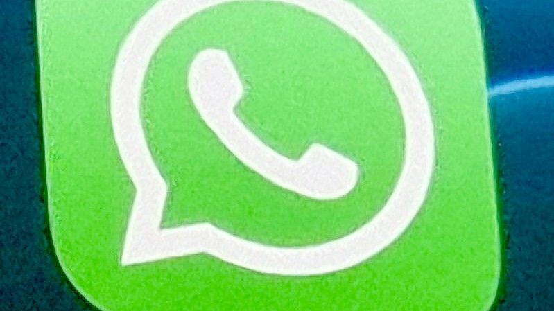 WhatsApp Irland muss wegen Verstößen gegen die DSGVO viel Strafe zahlen. Foto: Christoph Dernbach/dpa/dpa-tmn