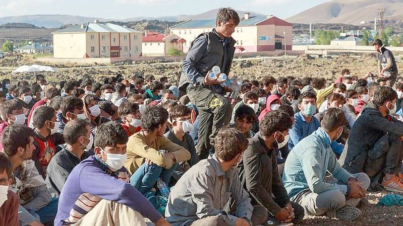 Flüchtlinge aus Afghanistan, Pakistan und dem Iran in der Türkei. Foto: Bradley Secker/dpa