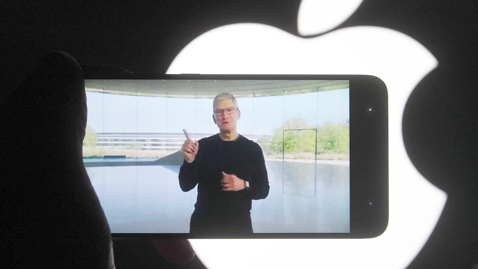 Apple-CEO Tim Cook steht wegen des Umgangs mit strikten App-Store-Regeln seit längerem in der Kritik. Foto: ZUMA Wire/Imago Images