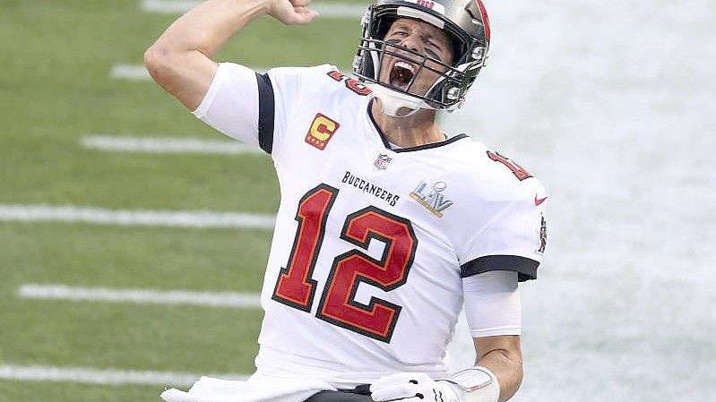 Will mit den Tampa Bay Buccaneers erneut den Super Bowl holen: Star-Quarterback Tom Brady. Foto: Mark Lomoglio/AP/dpa
