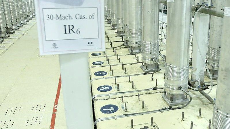 Dieses von der iranischen Atomorganisation (AEOI) im November 2019 veröffentlichte Bild zeigt Zentrifugen in der Urananreicherungsanlage Natans. Foto: --/Atomic Energy Organization of Iran/AP/dpa