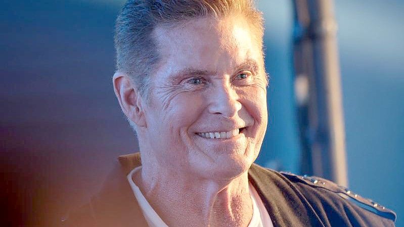 David Hasselhoff will 2023 auch wieder Konzerte in Deutschland geben. Foto: Henning Kaiser/dpa