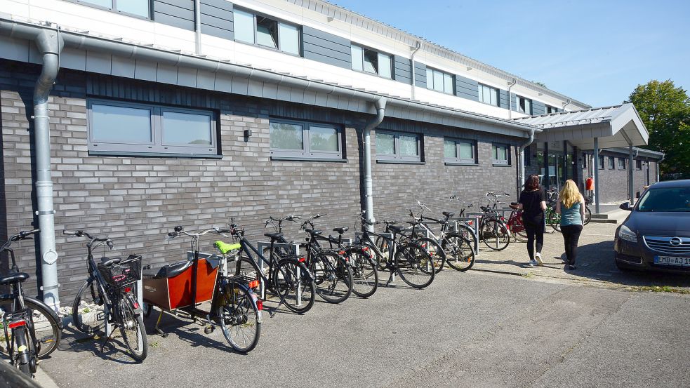 Die Sporthalle steht im Dreieck von Früchteburger Weg und Theaterstraße. Sie wurde 2016 fertiggestellt und kostete 2,5 Millionen Euro. Foto: F. Doden