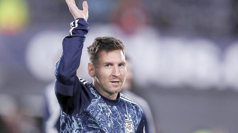 Lionel Messi überholt Pelé als Rekordtorschützen Südamerikas. Foto: Gustavo Ortiz/dpa